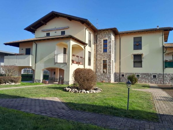 appartamento in vendita a Cameri