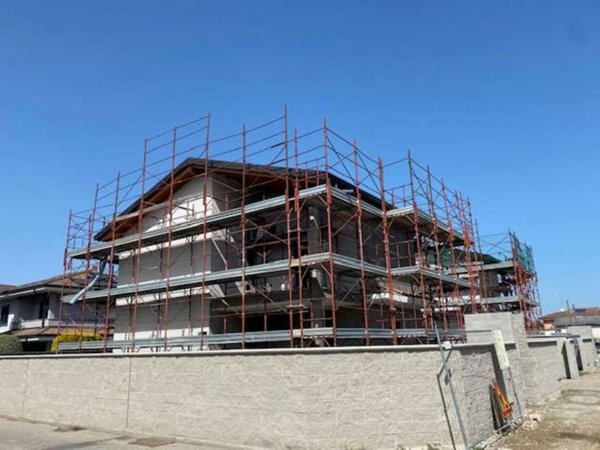 casa indipendente in vendita a Cameri