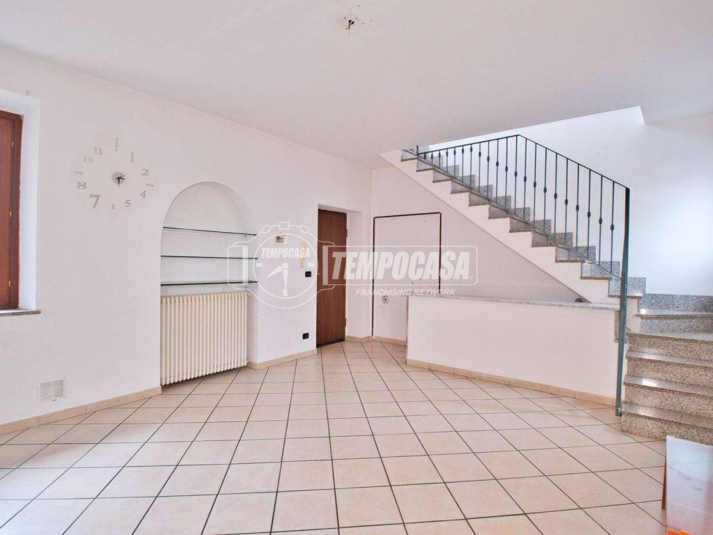 casa indipendente in vendita a Cameri