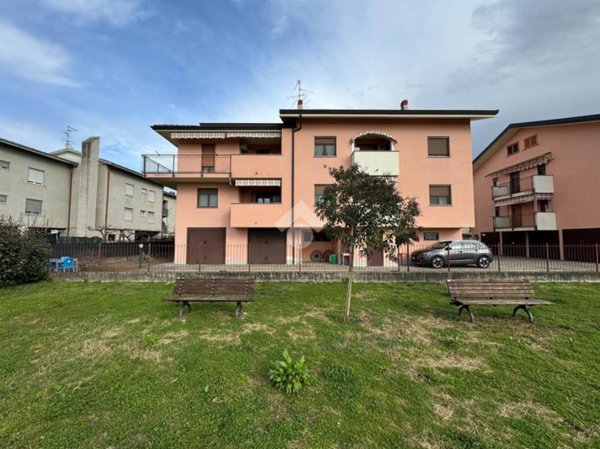 appartamento in vendita a Cameri