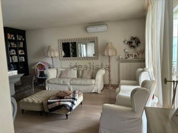 casa indipendente in vendita a Cameri