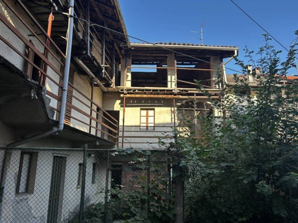 casale in vendita a Cameri