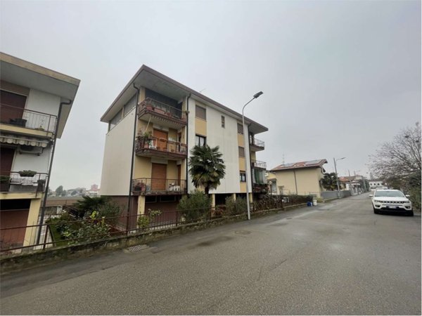 appartamento in vendita a Cameri