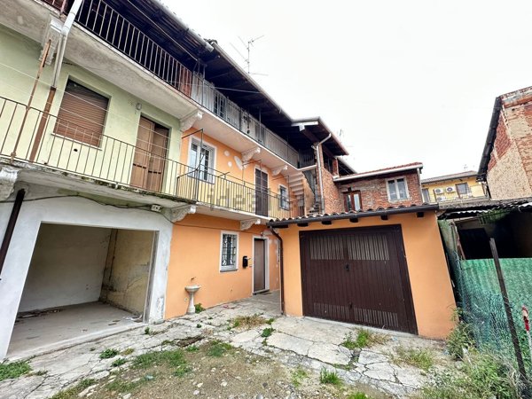 casa indipendente in vendita a Cameri