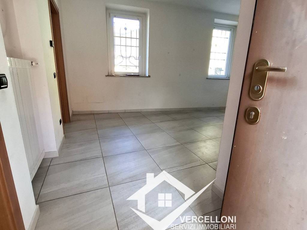 casa indipendente in vendita a Cameri