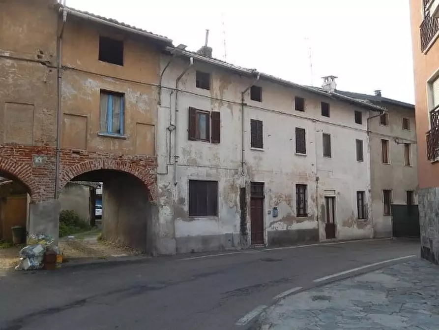 casa indipendente in vendita a Cameri