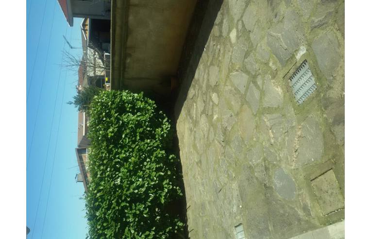 casa indipendente in vendita a Cameri