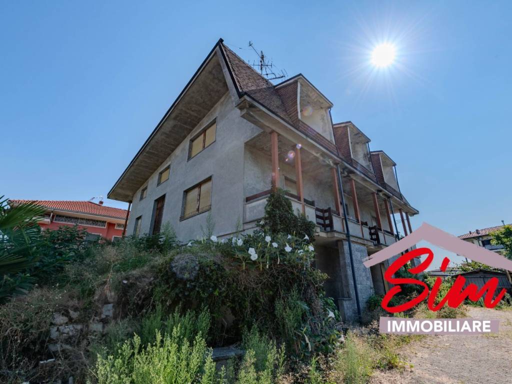 casa indipendente in vendita a Cameri