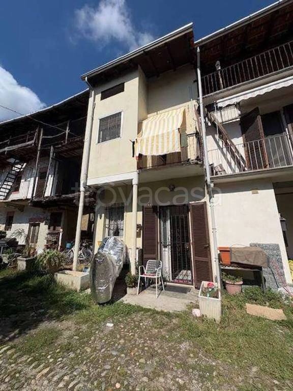 casa indipendente in vendita a Cameri