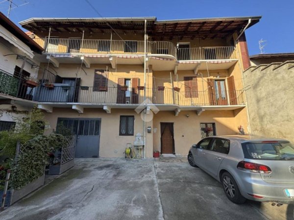 casa indipendente in vendita a Cameri