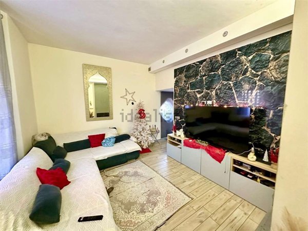 casa indipendente in vendita a Cameri