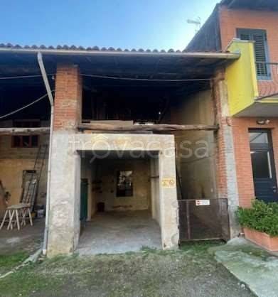 casa indipendente in vendita a Cameri
