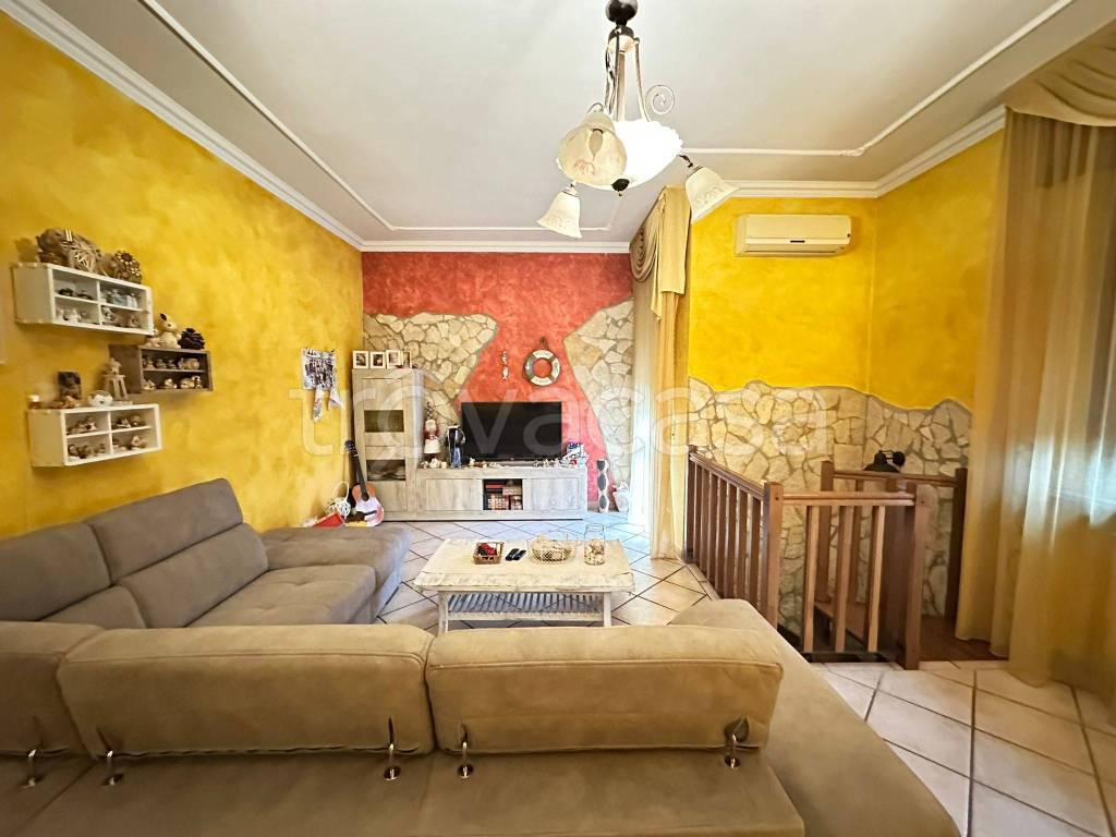 appartamento in vendita a Cameri