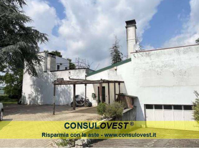 casa indipendente in vendita a Cameri