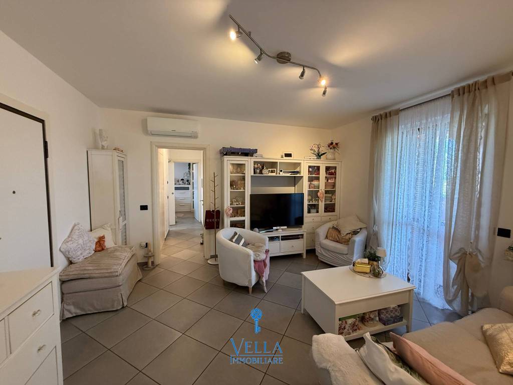 appartamento in vendita a Cameri