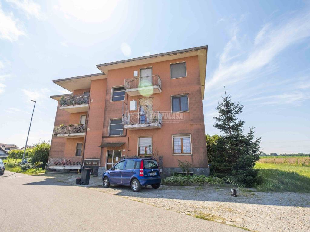 appartamento in vendita a Cameri