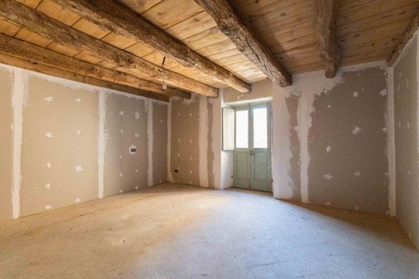 casa indipendente in vendita a Cameri