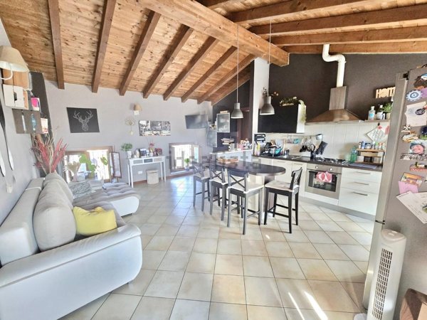 appartamento in vendita a Cameri