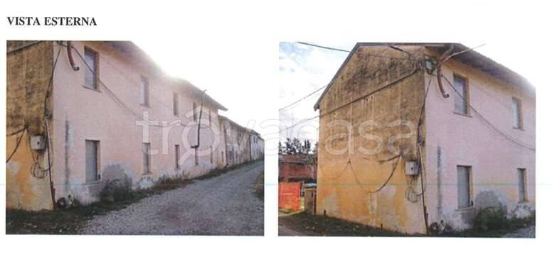 appartamento in vendita a Cameri in zona Nivellina