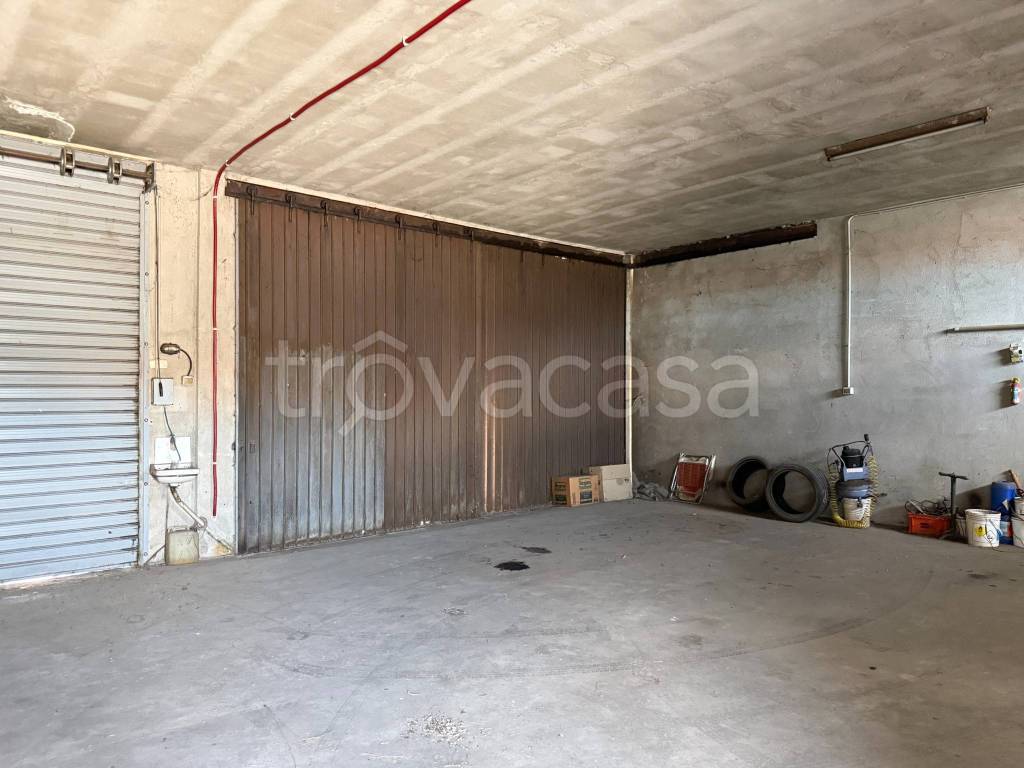 box auto in vendita a Cameri