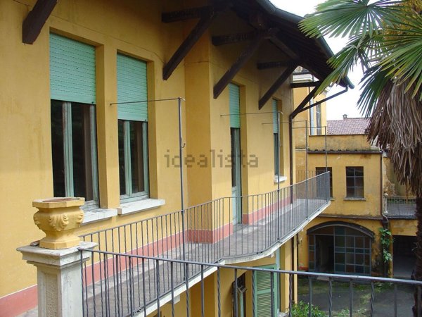 casa indipendente in vendita a Carpignano Sesia