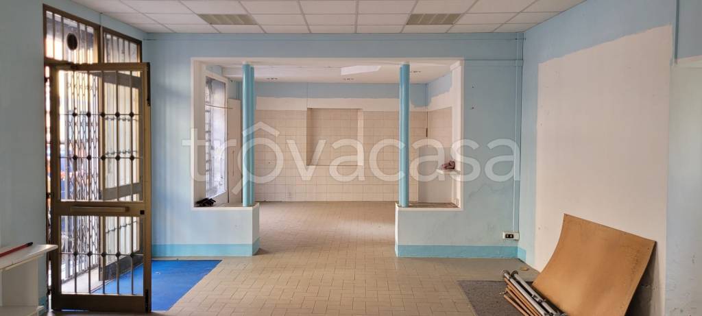 negozio in vendita a Carpignano Sesia