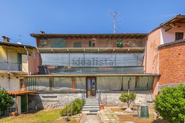 casa indipendente in vendita a Carpignano Sesia