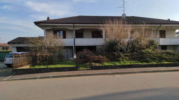 casa indipendente in vendita a Casalbeltrame