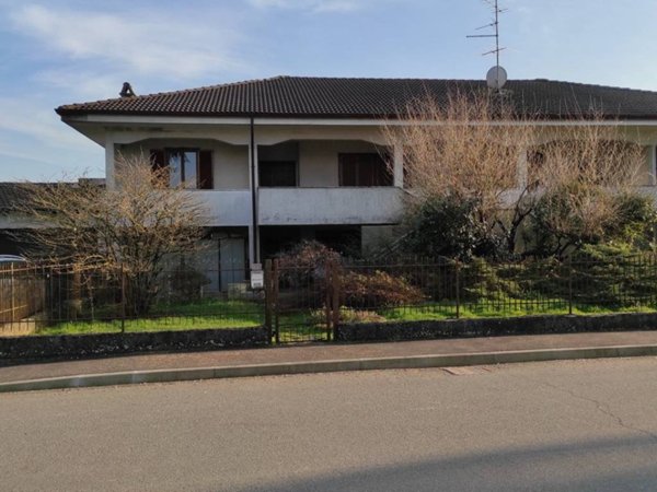 casa indipendente in vendita a Casalbeltrame
