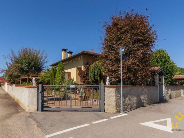 casa indipendente in vendita a Casalbeltrame