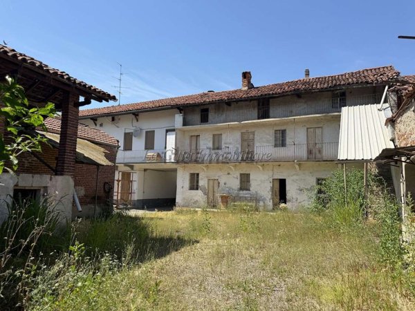 casa indipendente in vendita a Casalbeltrame