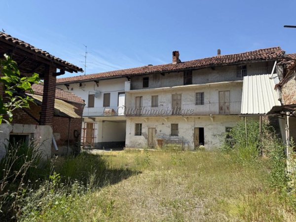 casa indipendente in vendita a Casalbeltrame