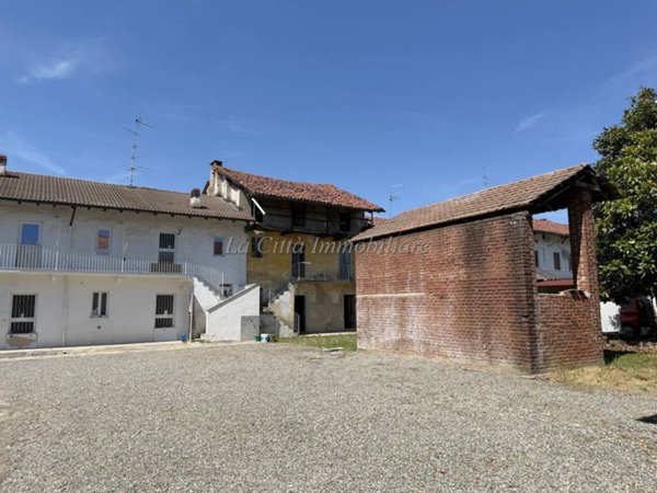 casa indipendente in vendita a Casalbeltrame