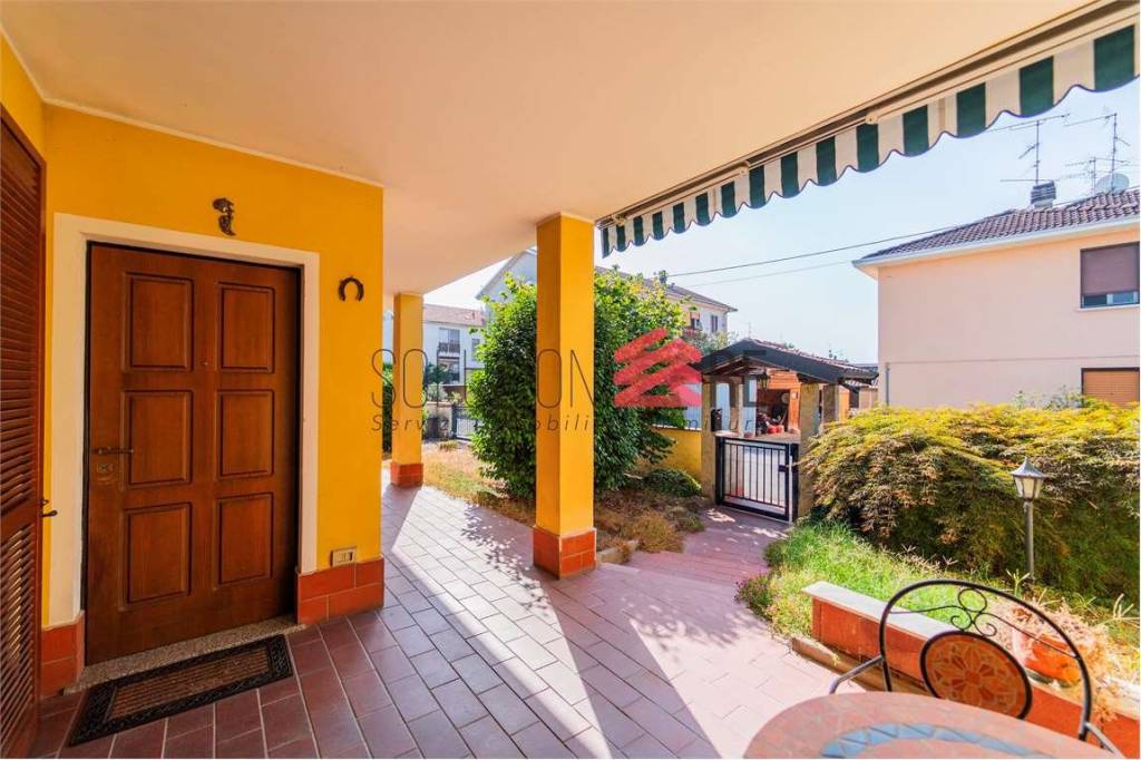casa indipendente in vendita a Casalbeltrame