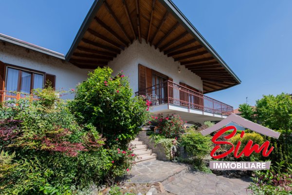 casa indipendente in vendita a Casaleggio Novara