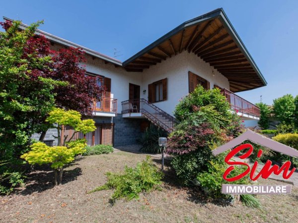 casa indipendente in vendita a Casaleggio Novara