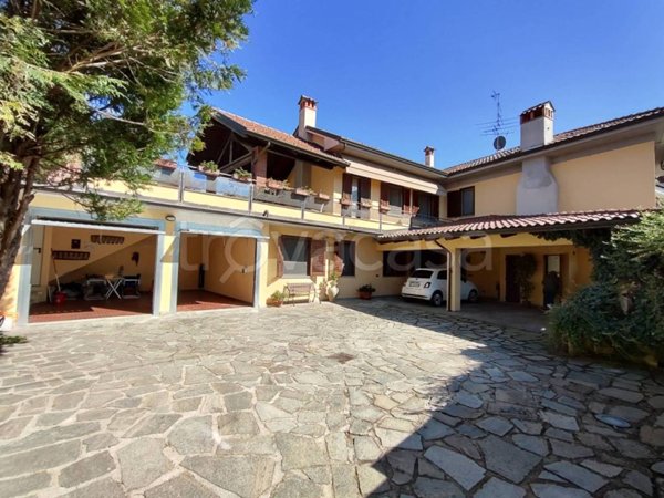 casa indipendente in vendita a Casaleggio Novara