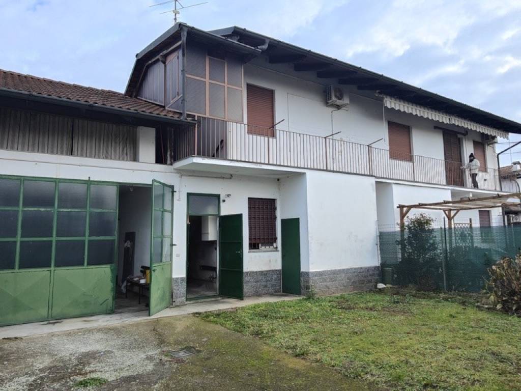 casa indipendente in vendita a Casaleggio Novara
