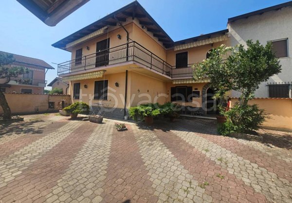 casa indipendente in vendita a Casaleggio Novara