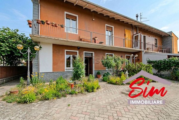 casa indipendente in vendita a Casaleggio Novara