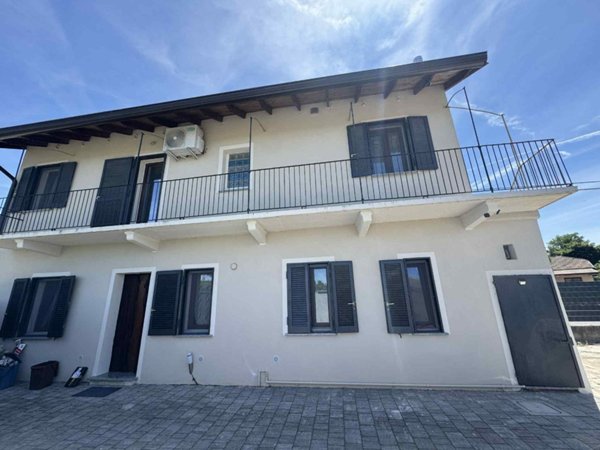 casa indipendente in vendita a Casalino