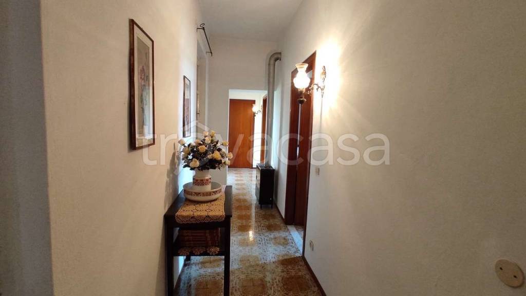 casa indipendente in vendita a Casalino in zona Orfengo