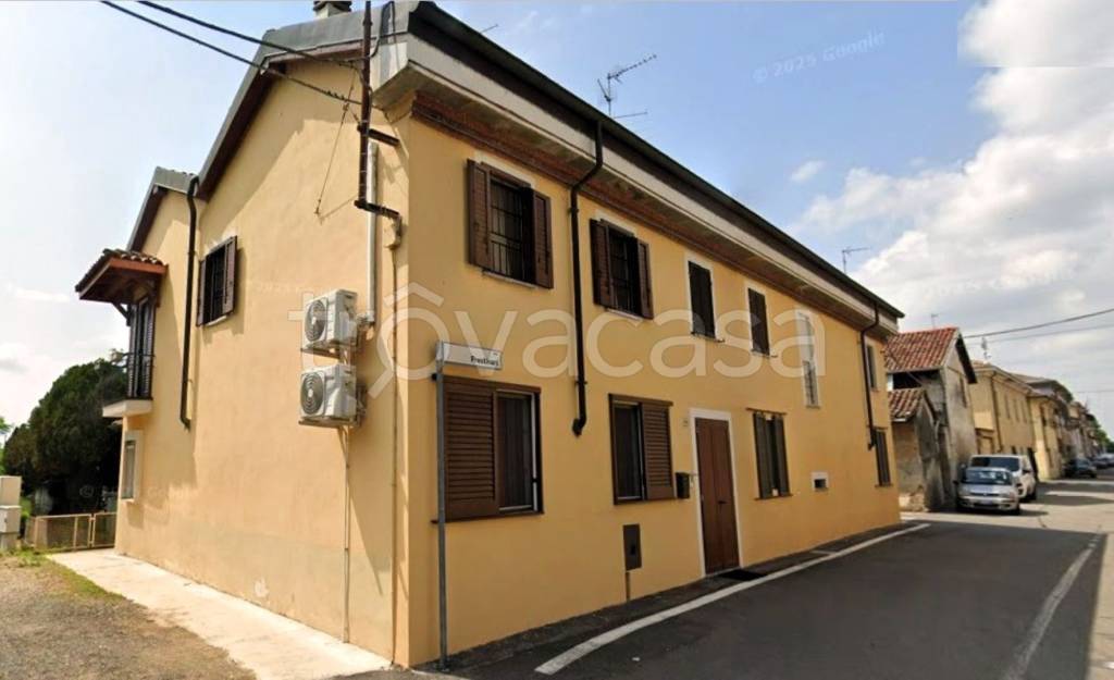 casa indipendente in vendita a Casalino