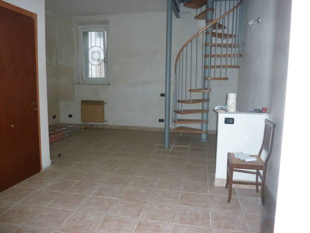 casa indipendente in vendita a Casalino