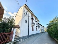casa indipendente in vendita a Casalino