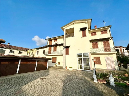casa indipendente in vendita a Casalino in zona Orfengo