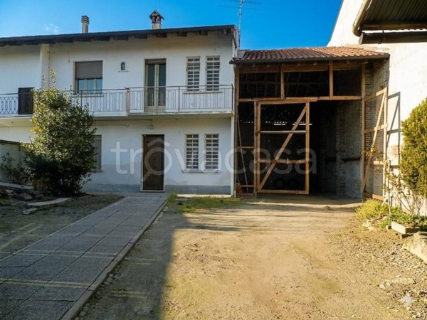 casa indipendente in vendita a Casalvolone