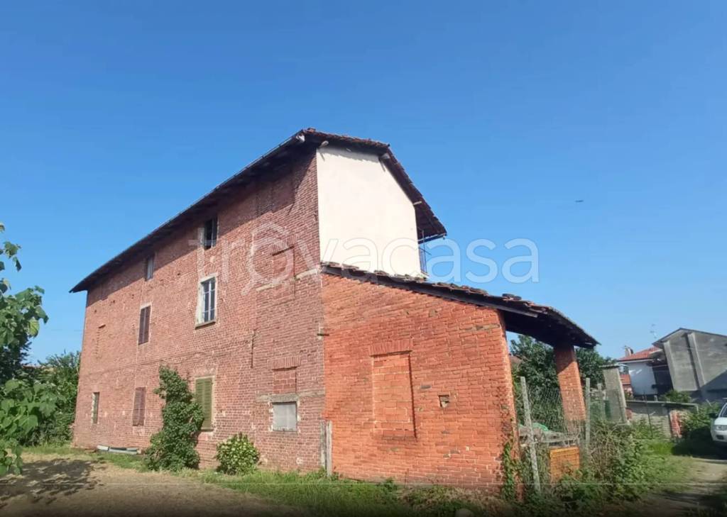 casa indipendente in vendita a Casalvolone