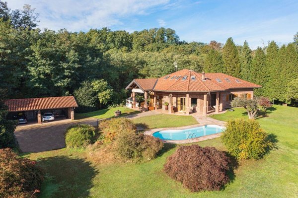 casa indipendente in vendita a Castelletto sopra Ticino