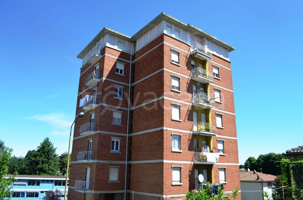 appartamento in vendita a Castelletto sopra Ticino